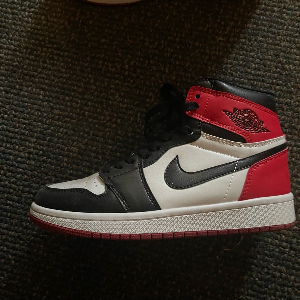 - Air Jordan 1 ORDER WAS CANCELLED BY BUYER STILL FOR SALE
